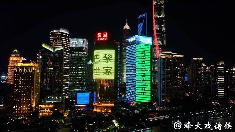 摩登中国年，就在上海市中心