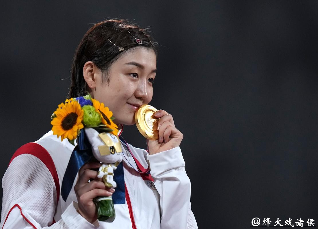 陈梦4-1战胜朱雨玲 夺得全运会乒乓球女单铜牌 陈梦4-1战胜朱雨玲 夺得全运会乒乓球女单铜牌