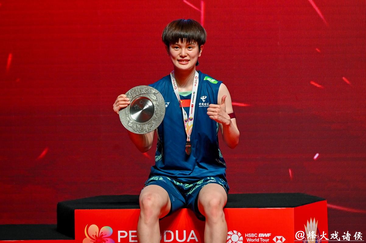 王祉怡2-0轻取因达农 两连胜跻身总决赛四强 王祉怡2-0轻取因达农 两连胜跻身总决赛四强