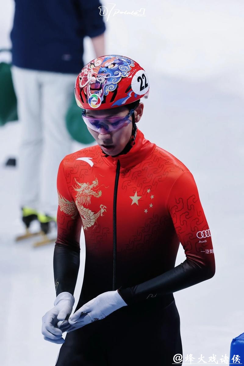 短道速滑生死瞬间孙龙险胜仅差002秒晋级背后真相 短道速滑生死瞬间孙龙险胜仅差002秒晋级背后真相