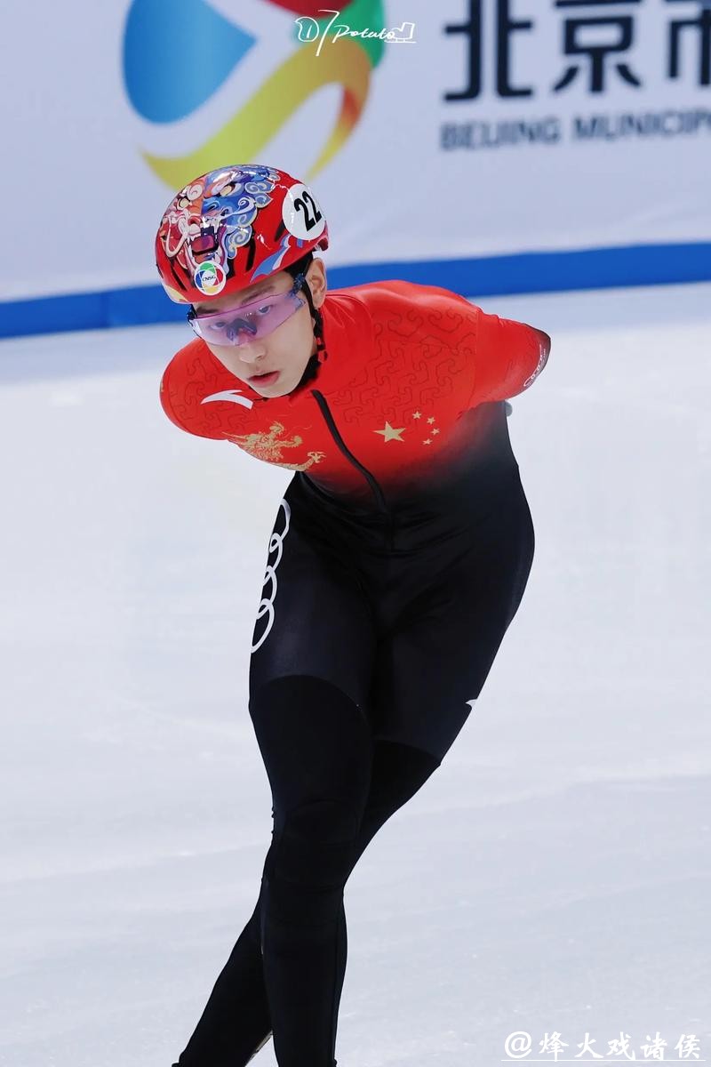 短道速滑生死瞬间孙龙险胜仅差002秒晋级背后真相 短道速滑生死瞬间孙龙险胜仅差002秒晋级背后真相